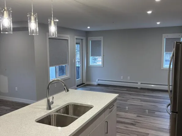 Station View Apartments