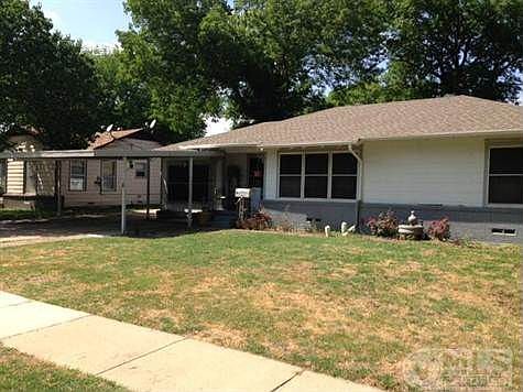 1st image of 1011 Ryan Ave