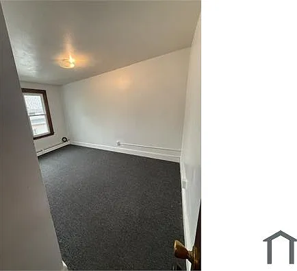 3 bed, 1280 sqft, $2,400 — Photo 3