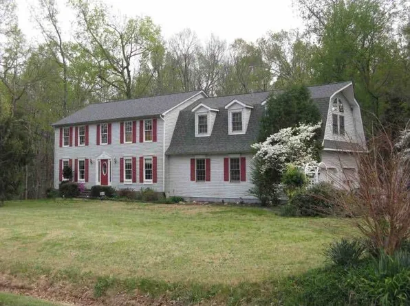 12318 Calvert Ct, King George, VA 22485