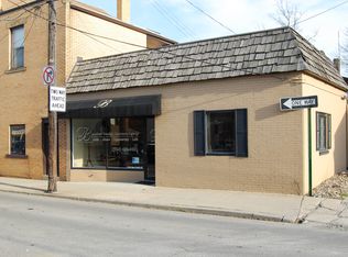 111 E New Castle St, Zelienople, PA 16063