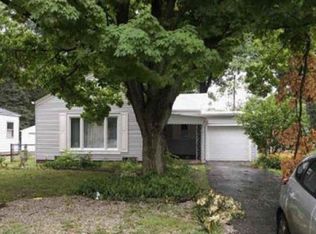 929 N Franklin Rd, Indianapolis, IN 46219