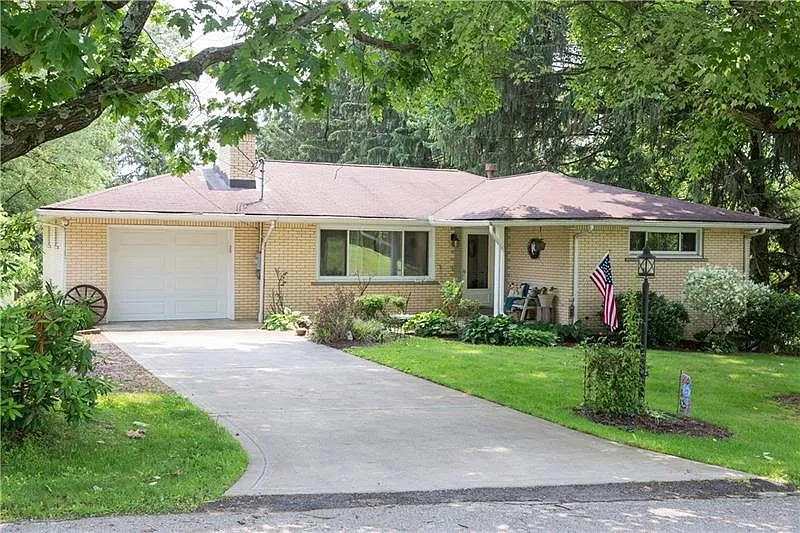 9 Fritchman Dr photo 1