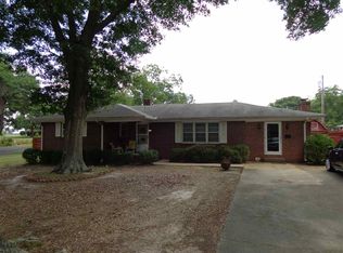 106 Woodfield Dr, Williamston, SC 29697