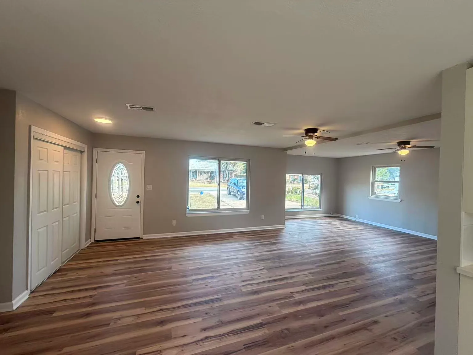 4111 E Johnson Ave — Photo 2