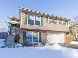 2028 Huttner Ct, Hoffman Estates, IL 60169