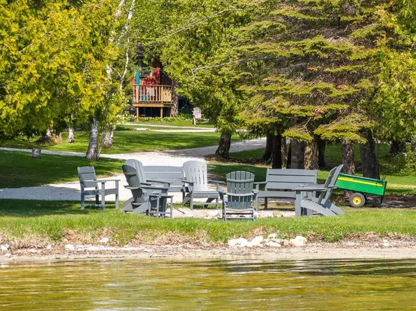 2742 E Shorewood Rd Unit 7, Baileys Harbor, WI 54202