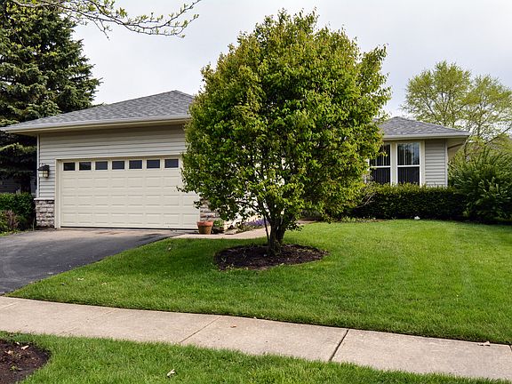 2nd image of 13027 W Wisconsin Cir