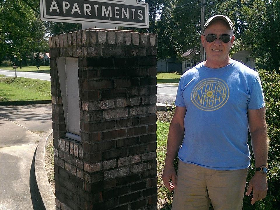 CountryView Apartments