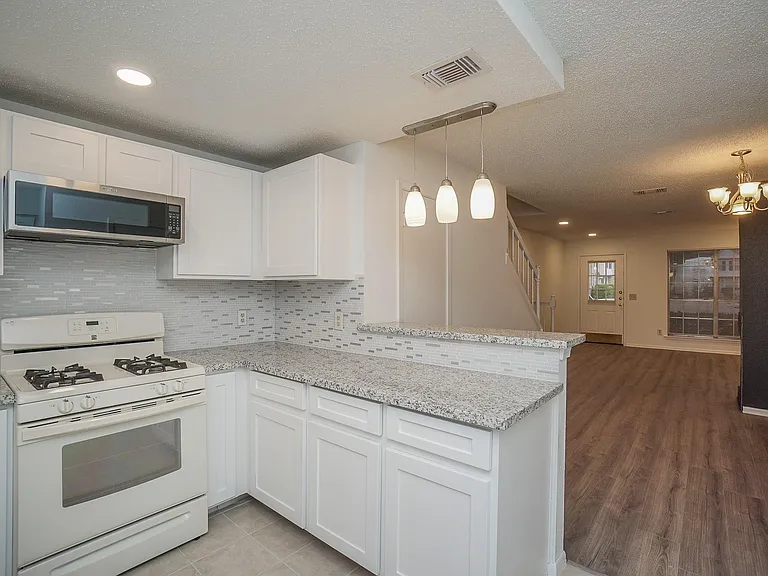 2810 Grants Lake Blvd #903 — Photo 20