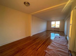 16420 Highland Ave APT 5B, Jamaica, NY
