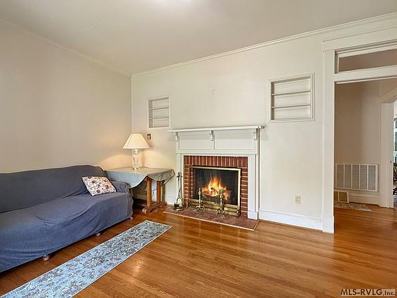 2nd image of 115 N Thomas St