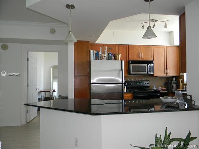 1st image of 2000 N Bayshore Dr APT 1001