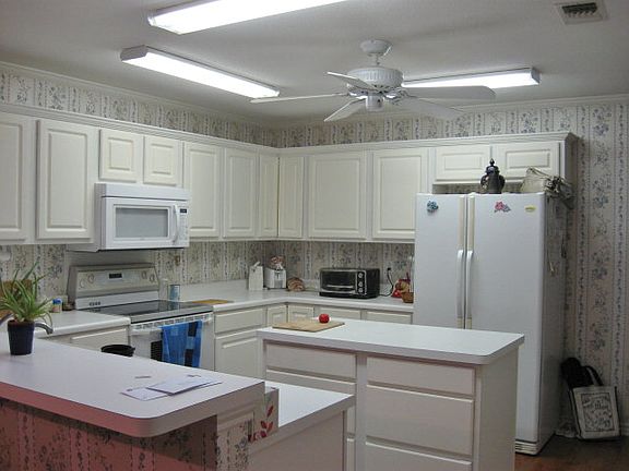 5th image of 2373 Essex Grace