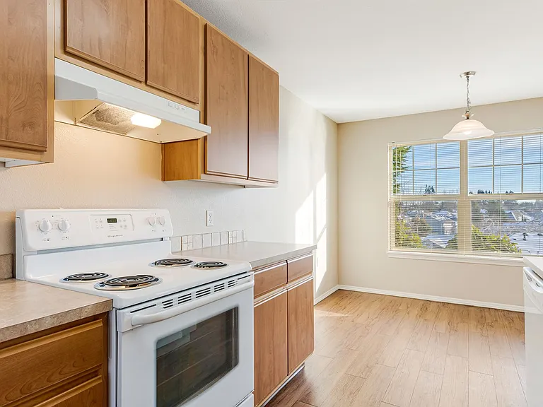 Hawk's Point Apartments — Photo 72