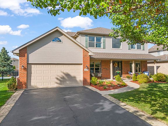 2nd image of 16444 Lakeside Dr