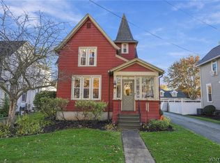 51 Grant St, Lockport, NY 14094