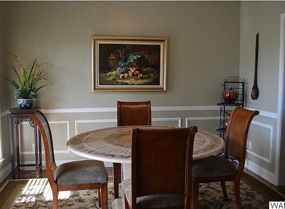 5th image of 10111 Empress Blvd
