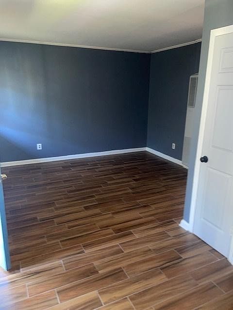 2nd image of 774 Melrose St APT 9
