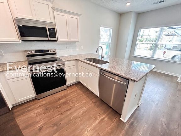 5th image of 212 Ansley Way