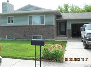 2302 Mountain Rd, Rock Springs, WY 82901