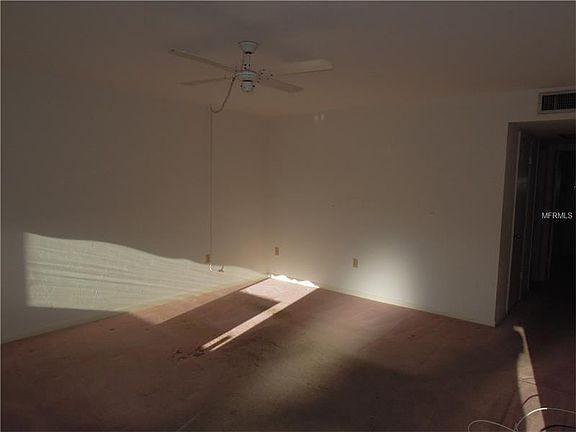 3rd image of 8396 111th St APT 104