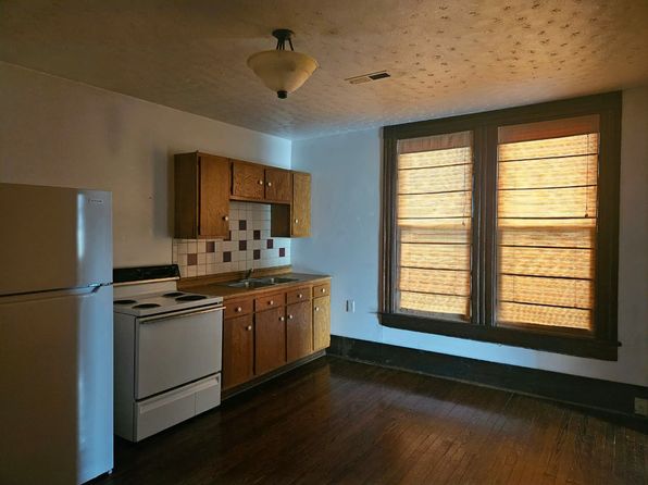 907 Luttrell St APT 4