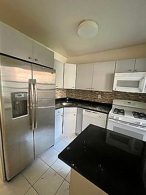 2nd image of 6864 Yellowstone Blvd APT A3