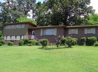 404 Glen Crest Dr, Fairfield, AL 35064