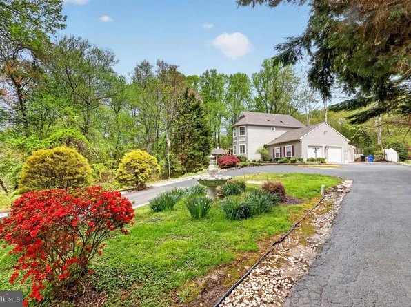 727 Hurffville Crosskeys Rd, Sewell, NJ 08080