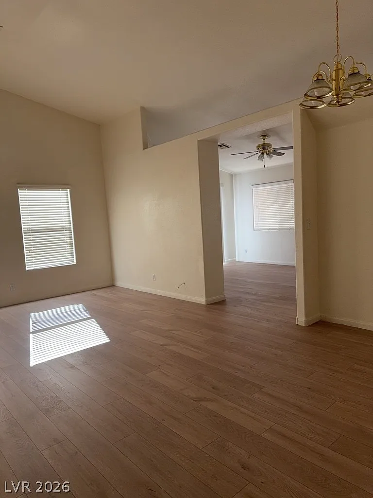3 bed, 2.0 bath, 1507 sqft, $2,171 — Photo 4