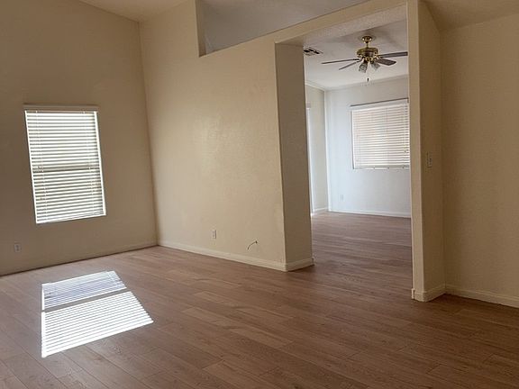 4th image of 208 Mazatlan St