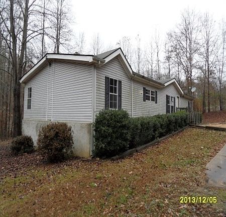 5th image of 5814 Highway 52