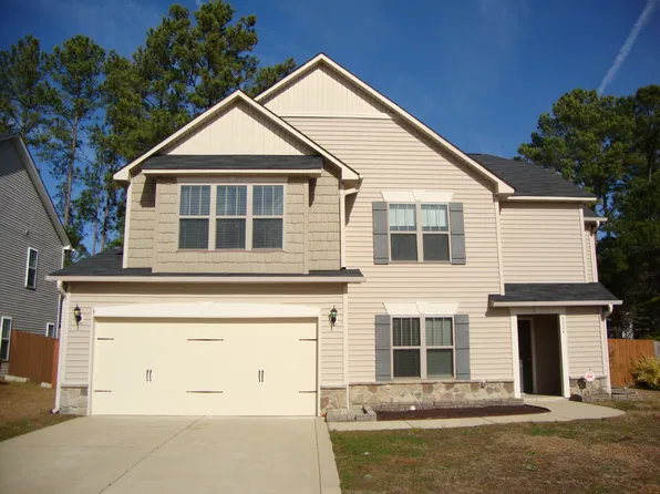 5524 Hickory Knoll Rd, Fayetteville, NC 28314