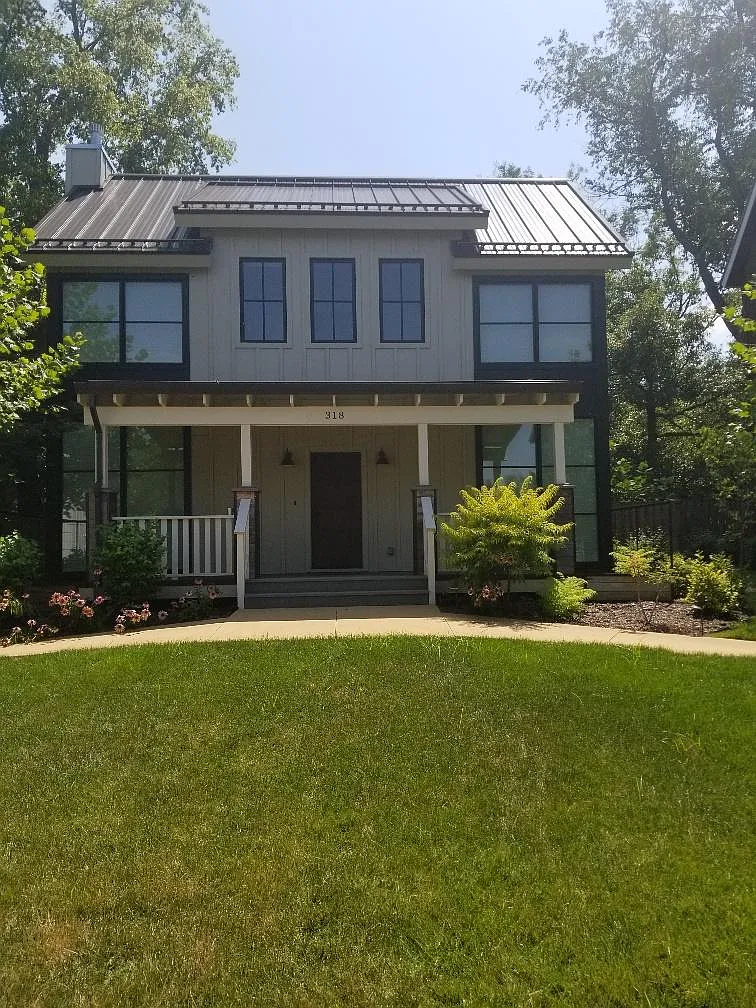 2 bed, 2.5 bath, 1280 sqft, $2,200 — Photo 1