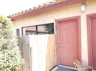 922 W Cameron St, Hanford, CA 93230