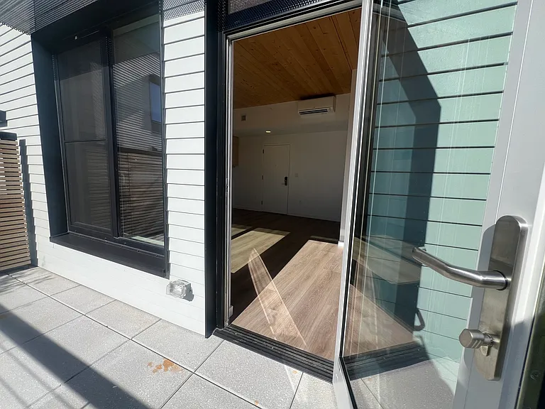 154 Broadway #408 — Photo 11
