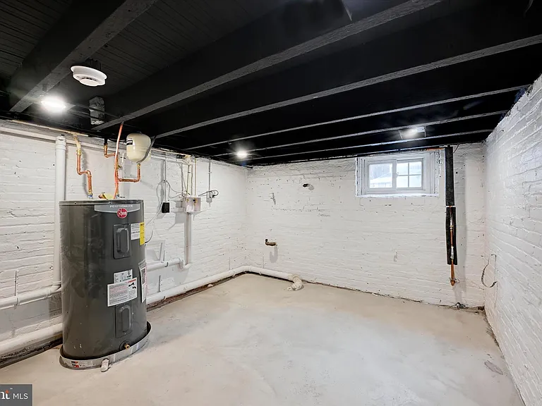 1705 Olive St — Photo 20