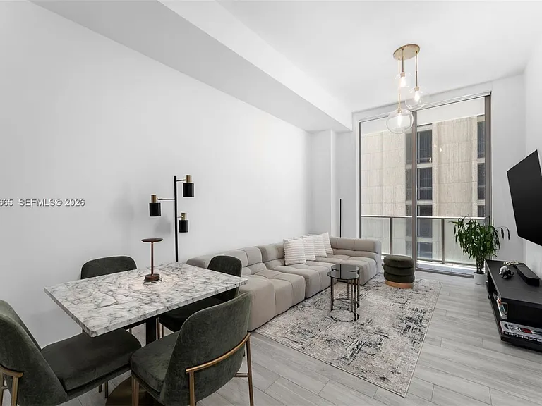 2655 S Bayshore Dr #908 — Photo 9
