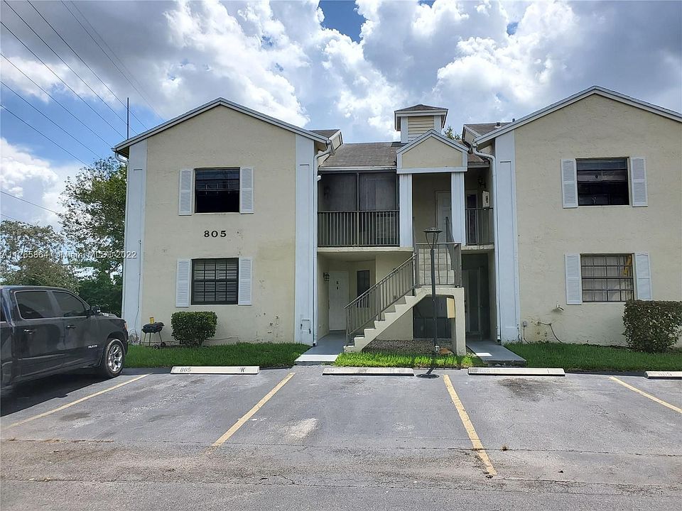 1st image of 805 N Franklin Ave #805L