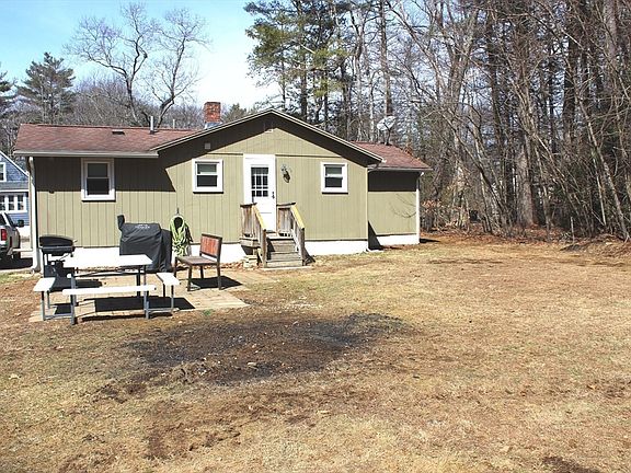 2nd image of 35 Nashoba Rd