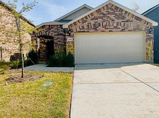 1085 Castroville Dr, Forney, TX 75126