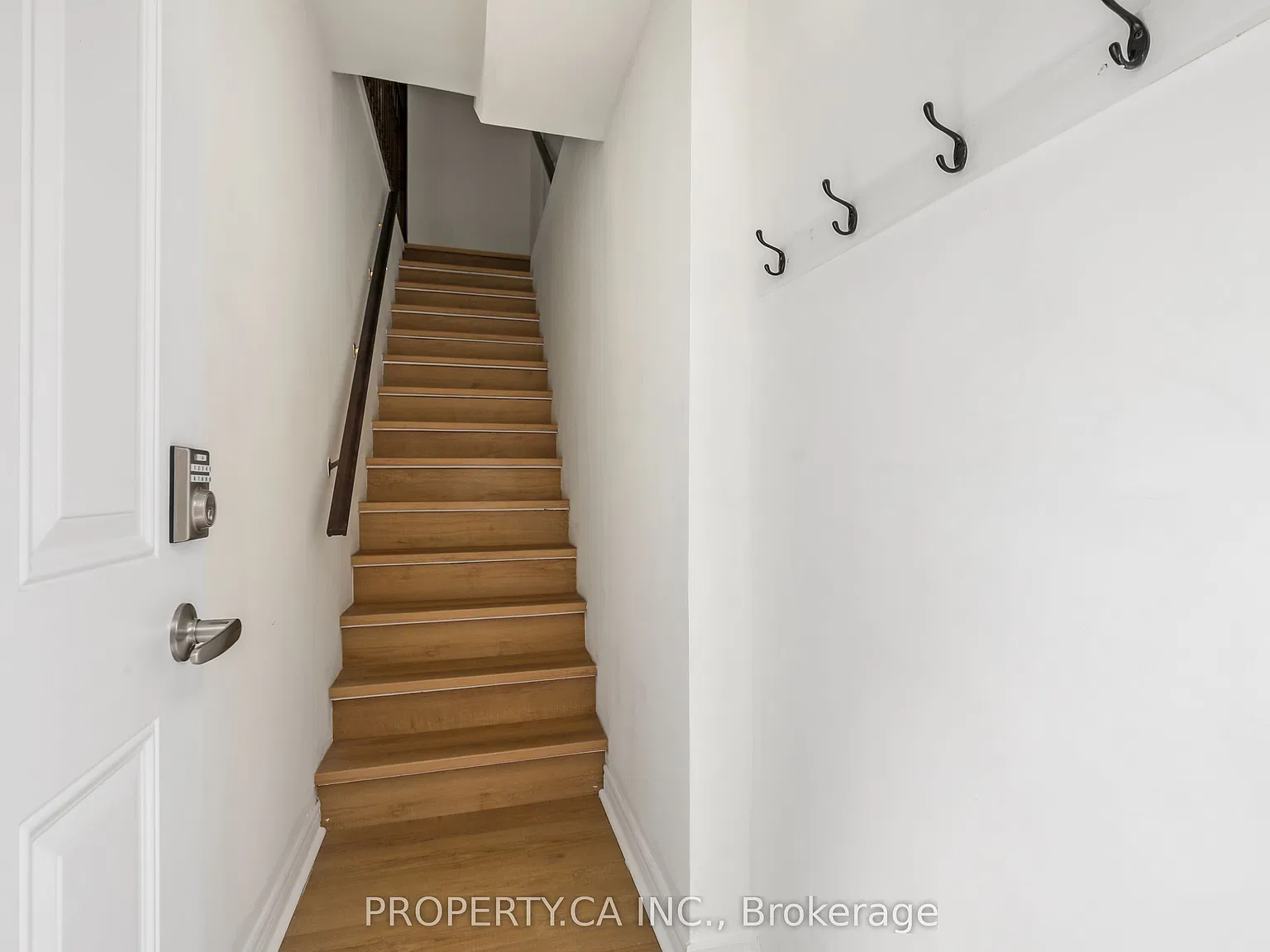 2 bed, $2,300 — Photo 4