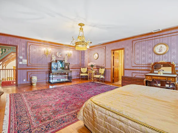 3821 Avenue S image 19 of 42