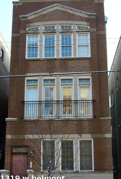 1st image of 1319 W Belmont Ave #526
