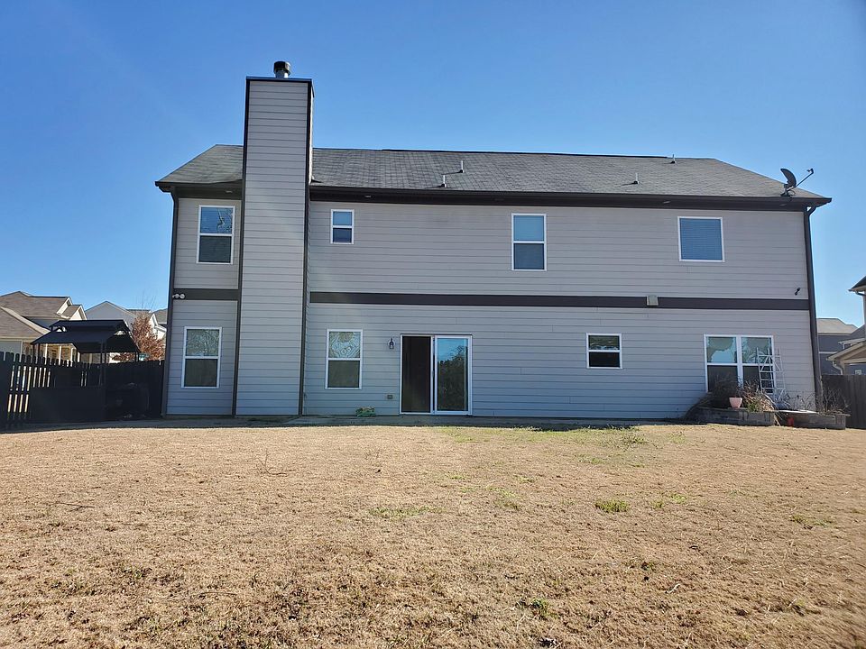 2nd image of 1595 Lexington Lake Dr
