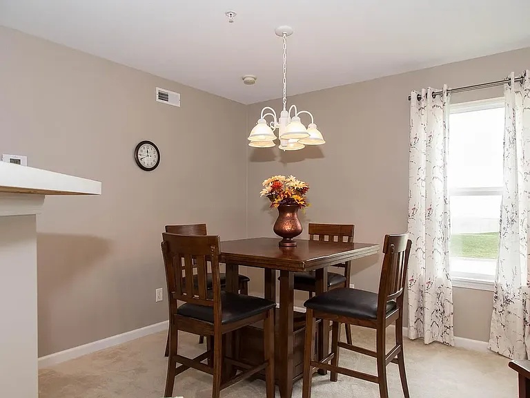 636 Homerun Dr — Photo 7