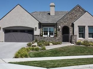 686 Venus Ave, Lompoc, CA 93436