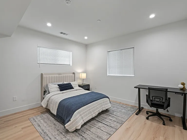 The Core Student Housing at 35th Place — Photo 35