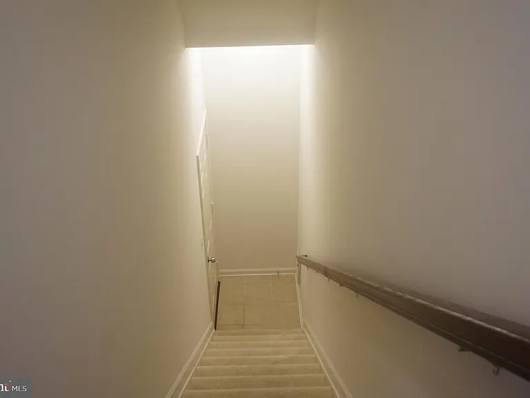 42281 Canary Grass Sq — Photo 16